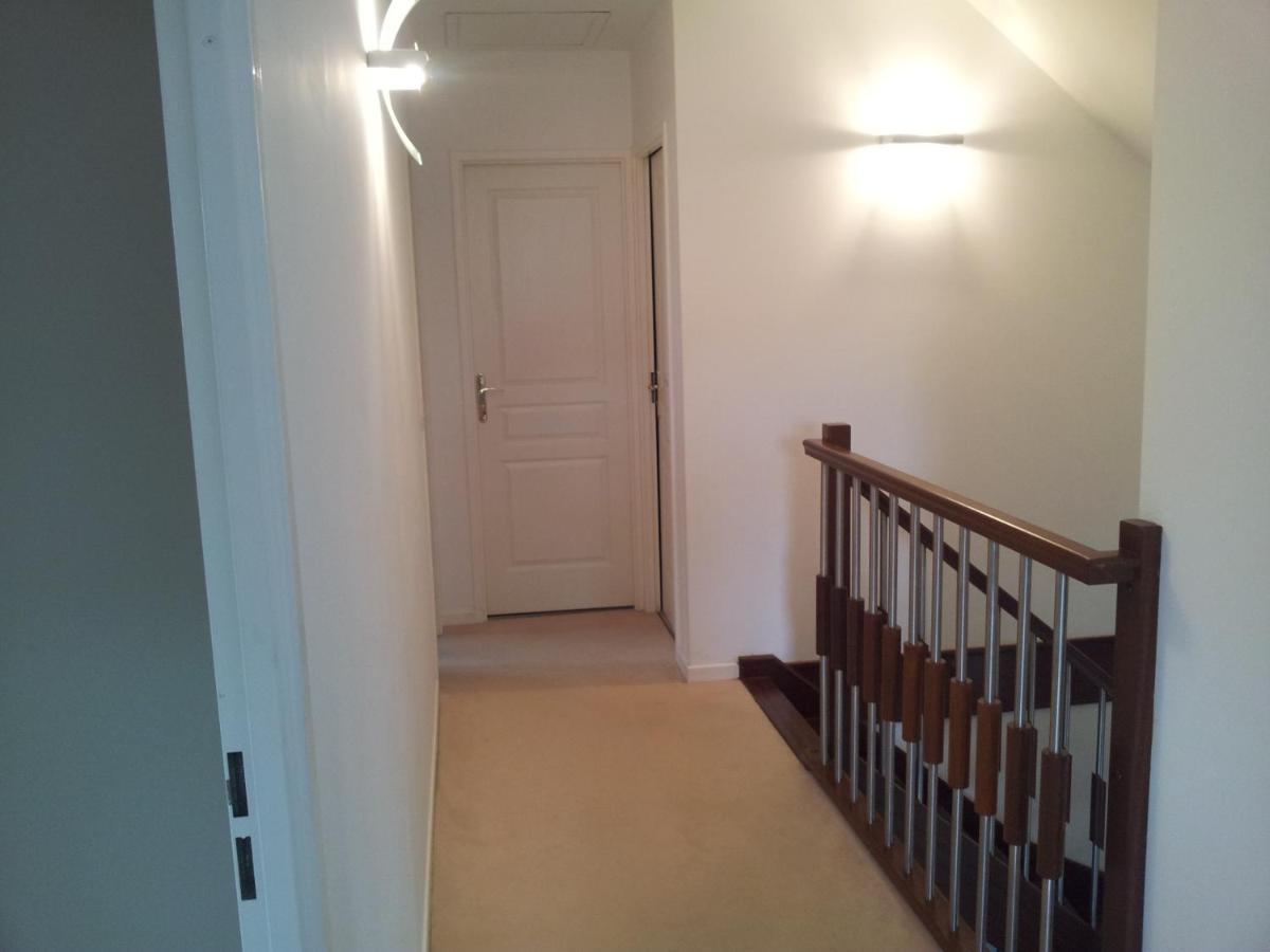 Guest House Reciner Disneyland Bailly-Romainvilliers Quarto foto