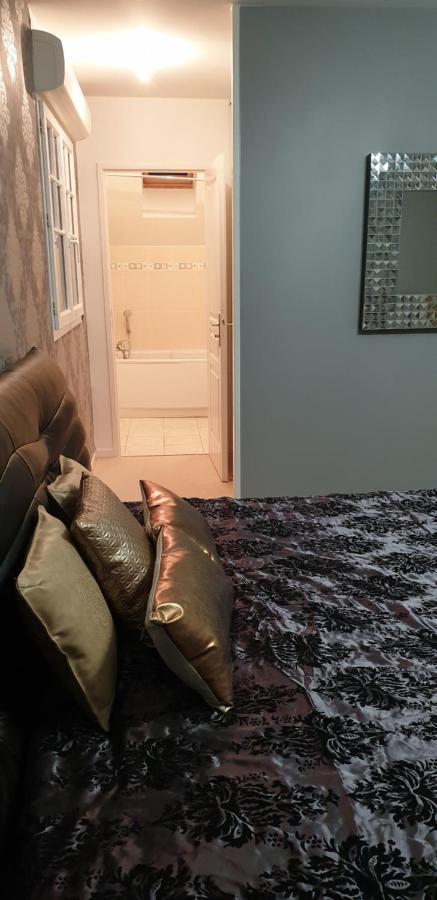 Guest House Reciner Disneyland Bailly-Romainvilliers Exterior foto